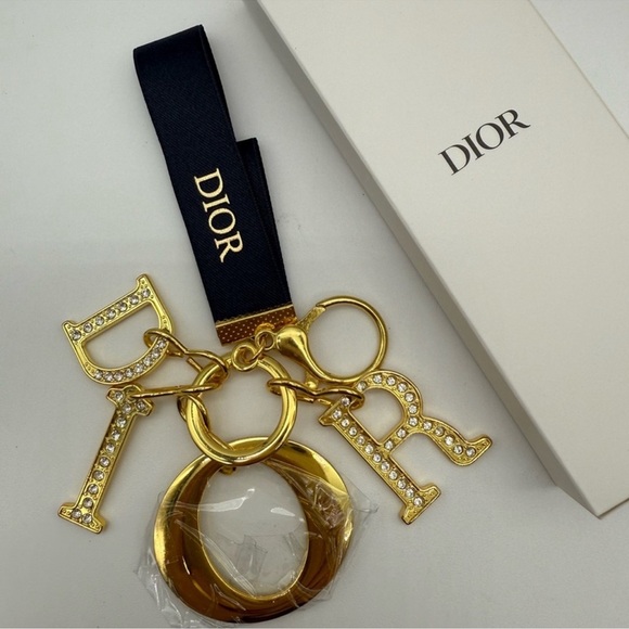 Only 1! Dior Gold and Crystal Key Holder/Bag Charm - Picture 2 of 3